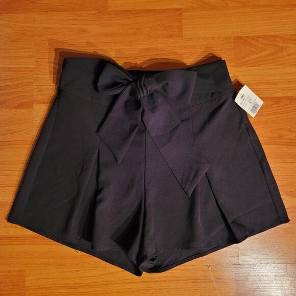 NWT Haute Mode Skort, Size Small, Women's High Waist Shorts, Black, NEW - Picture 8 of 8